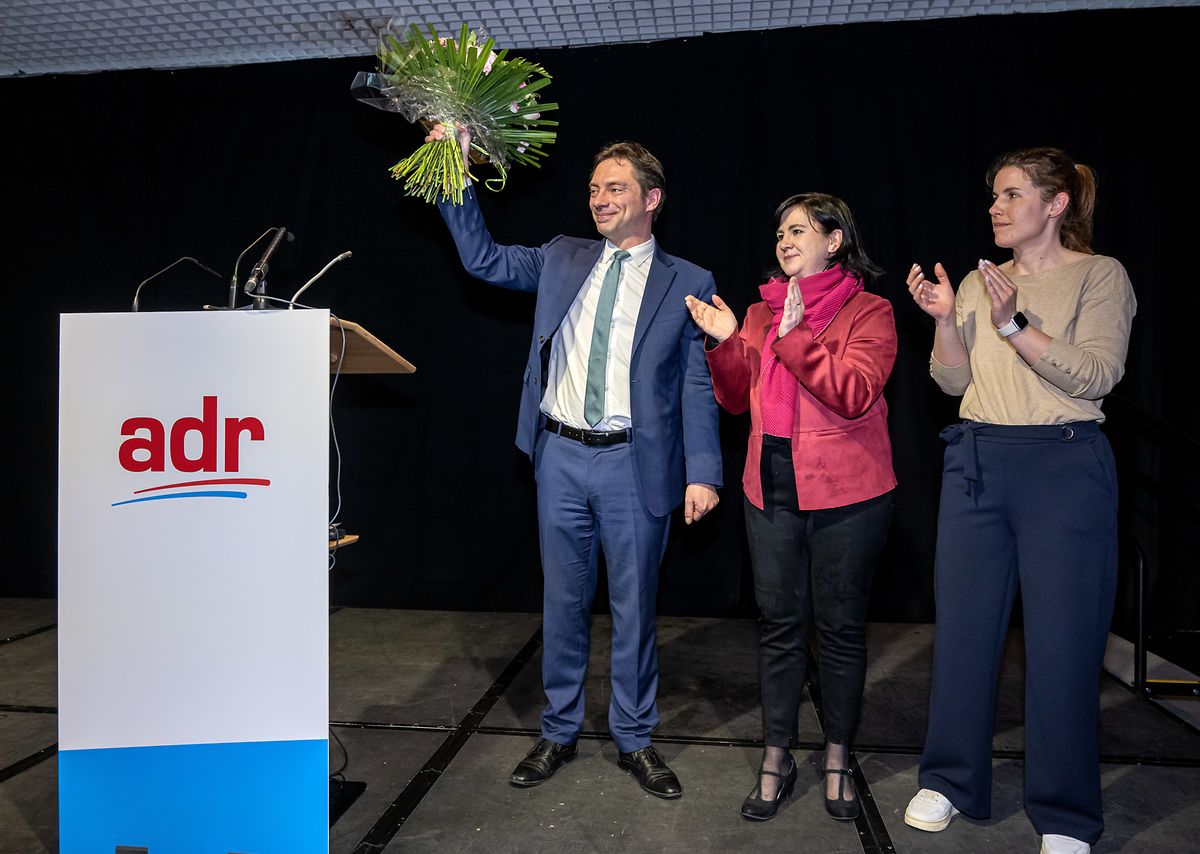 Fred Keup soll die ADR bei den Nationalwahlen im Oktober anführen. Sichtlich gerührt hielt der ehemalige Lehrer seine erste Wahlkampfrede für 2023 vor seinen Parteianhängern.  