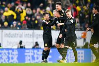 BVB-Neuzugang Erling Haaland wird von seinen Teamkollegen gefeiert.