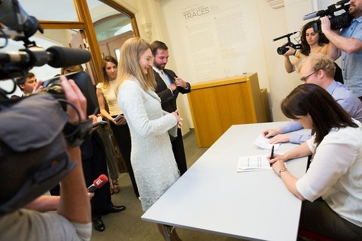 O casal no momento de votar no referendo de Junho de 2015