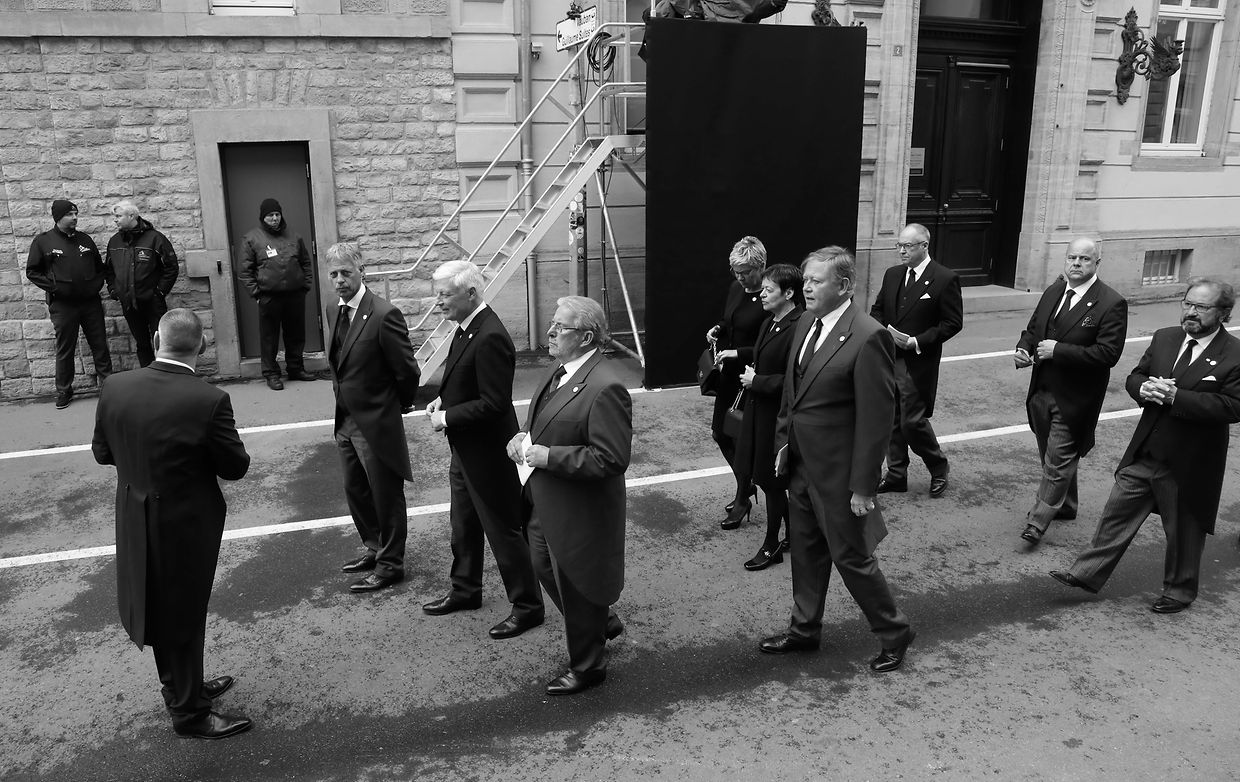 Lokales, Online, Kathedrale, Staatsbegräbnis Großherzog Jean, funérailles Grand-Duc Jean, Eingang Kathedrale,