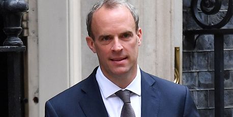 Britischer Außenminister unter Druck - Vimarsana News