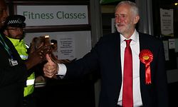 Unerwartet obenauf: Labour-Chef Jeremy Corbyn am Abend nach der Wahl. 