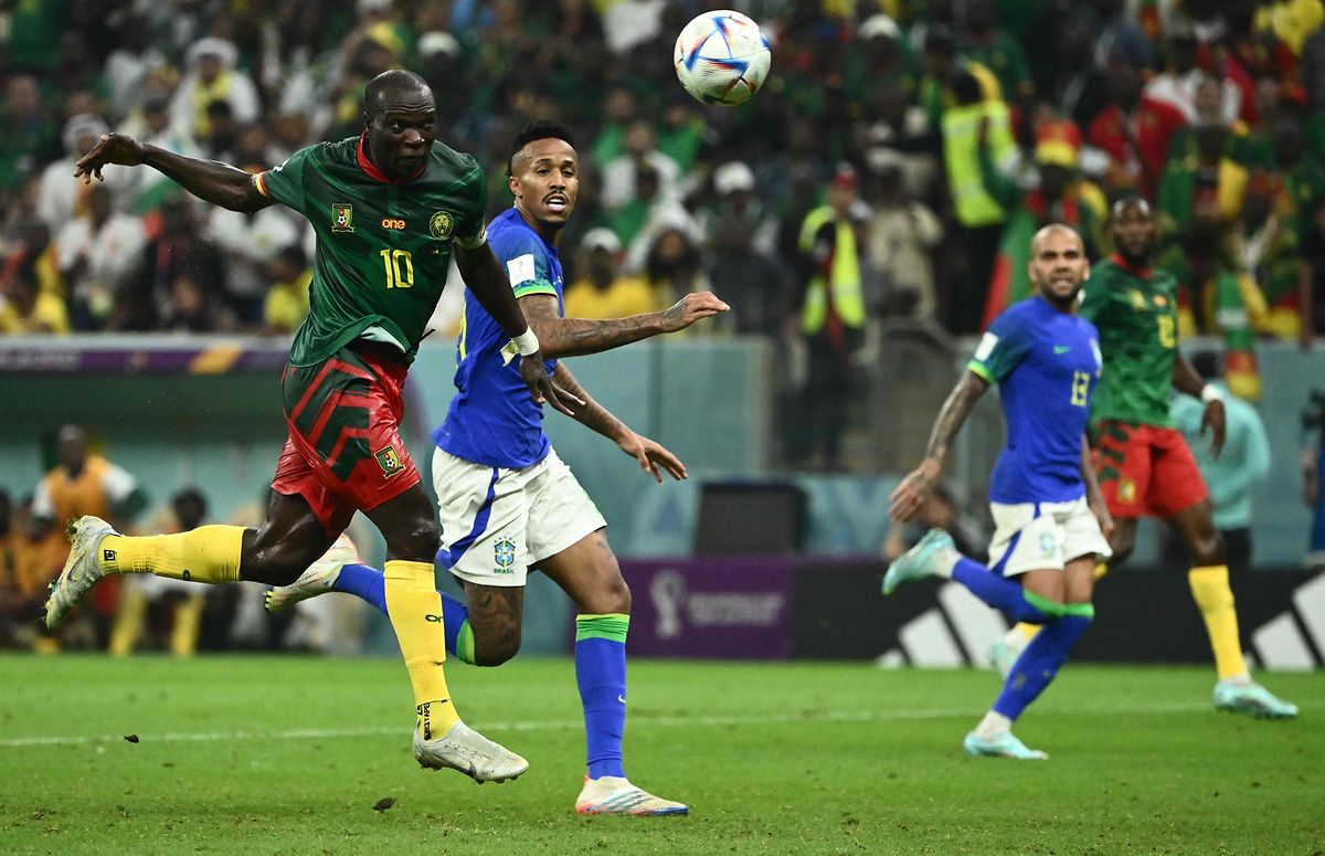 Vincent Aboubakar traf für Kamerun und musste unmittelbar darauf vom Feld.