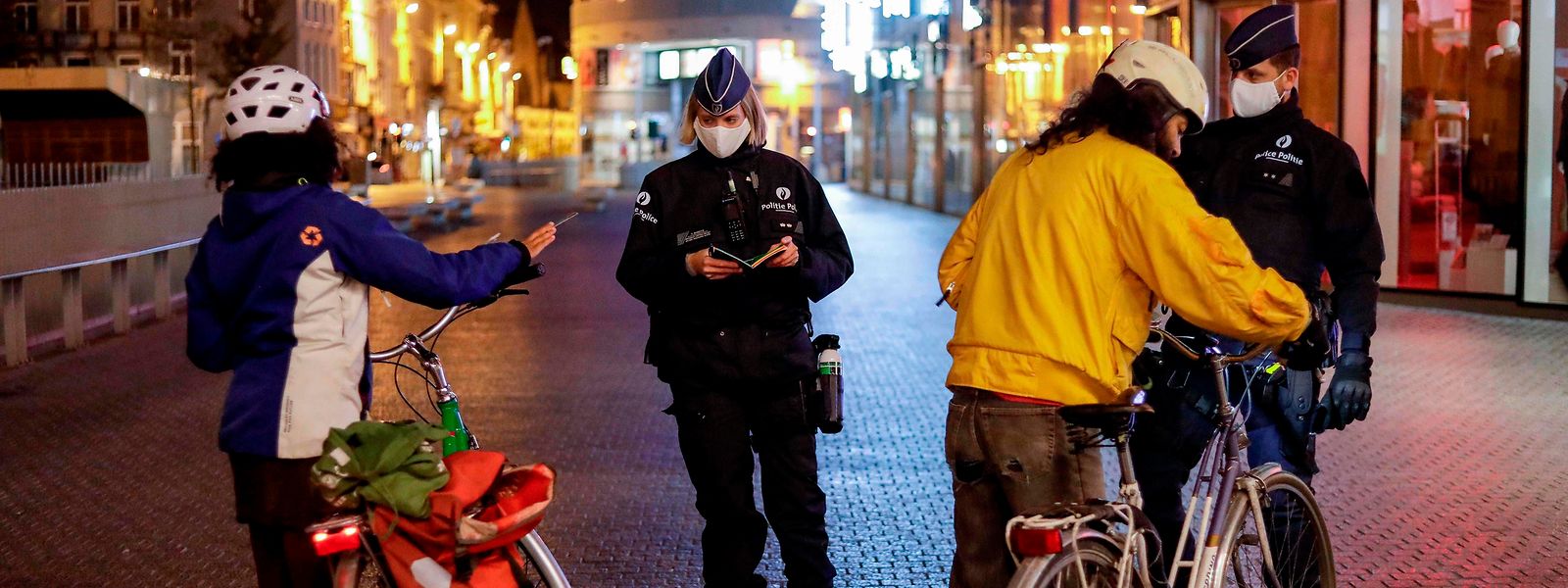Si les policiers patrouillent, le commissariat de Charleroi évoque également des «dizaines de dénonciations par jour».