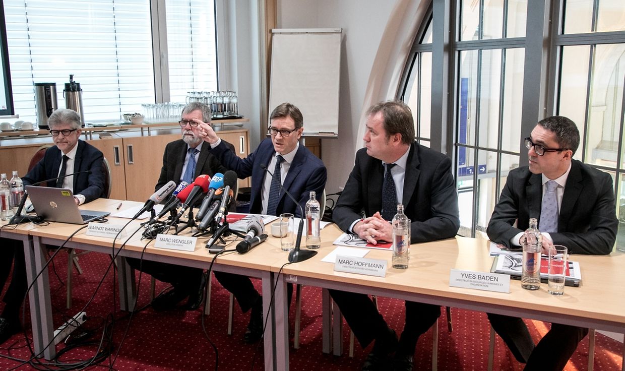 Henri Werdel, Jeannot Waringo, Marc Wengler, Marc Hoffmann et Yves Baden, lors de la conférence de presse organisée par les CFL ce jeudi à Luxembourg