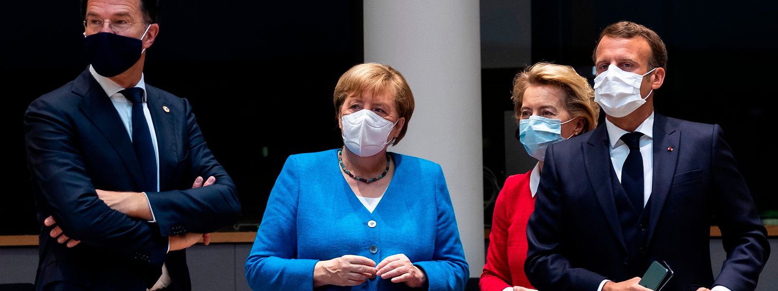 EInigkeit nicht in Sicht: der niederländische Premier Mark Rutte (l) neben der deutschen Kanzlerin Angela Merkel (2vl) und der Präsidenten der Kommissioen Ursula von der Leyen (2vr) und dem franzöischen Präsidenten Emmanuel Macron.