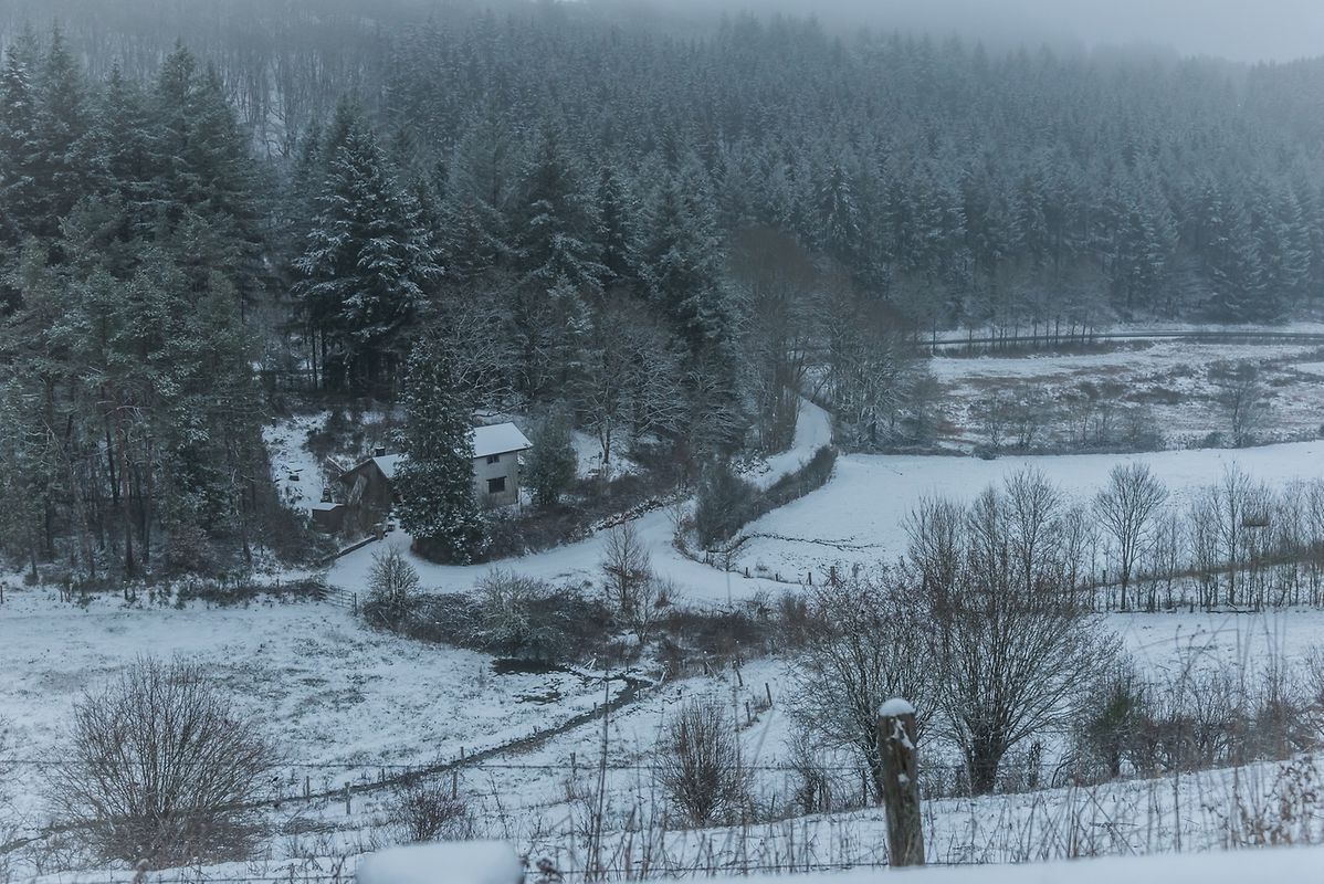 Rullingen und Büderscheid am Morgen bei Minus drei Grad und vier bis sechs Zentimeter Schnee. 
