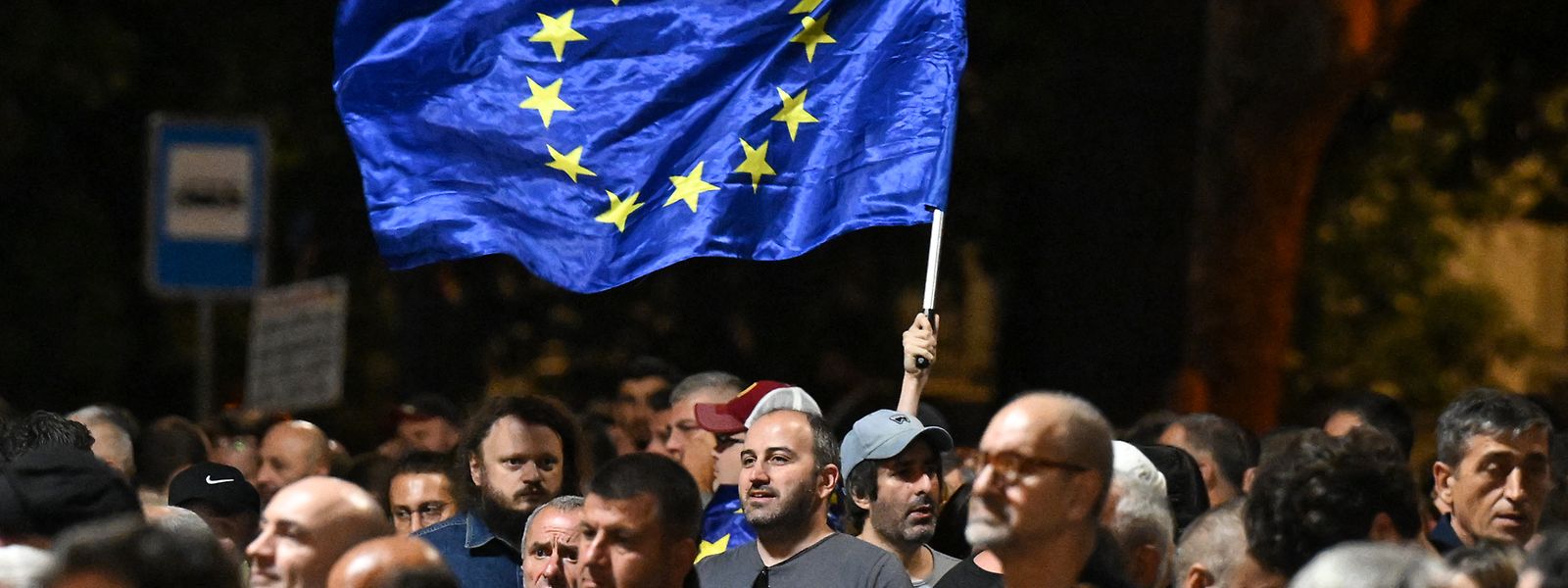 In Tiflis kam es im Juni und Juli zu zahlreichen Massendemonstrationen von Menschen, die eine europäische Perspektive für ihr Land fordern.