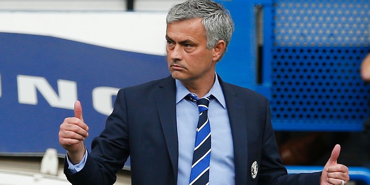 "Mou" volta a ser campeão de Inglaterra com os "blues"