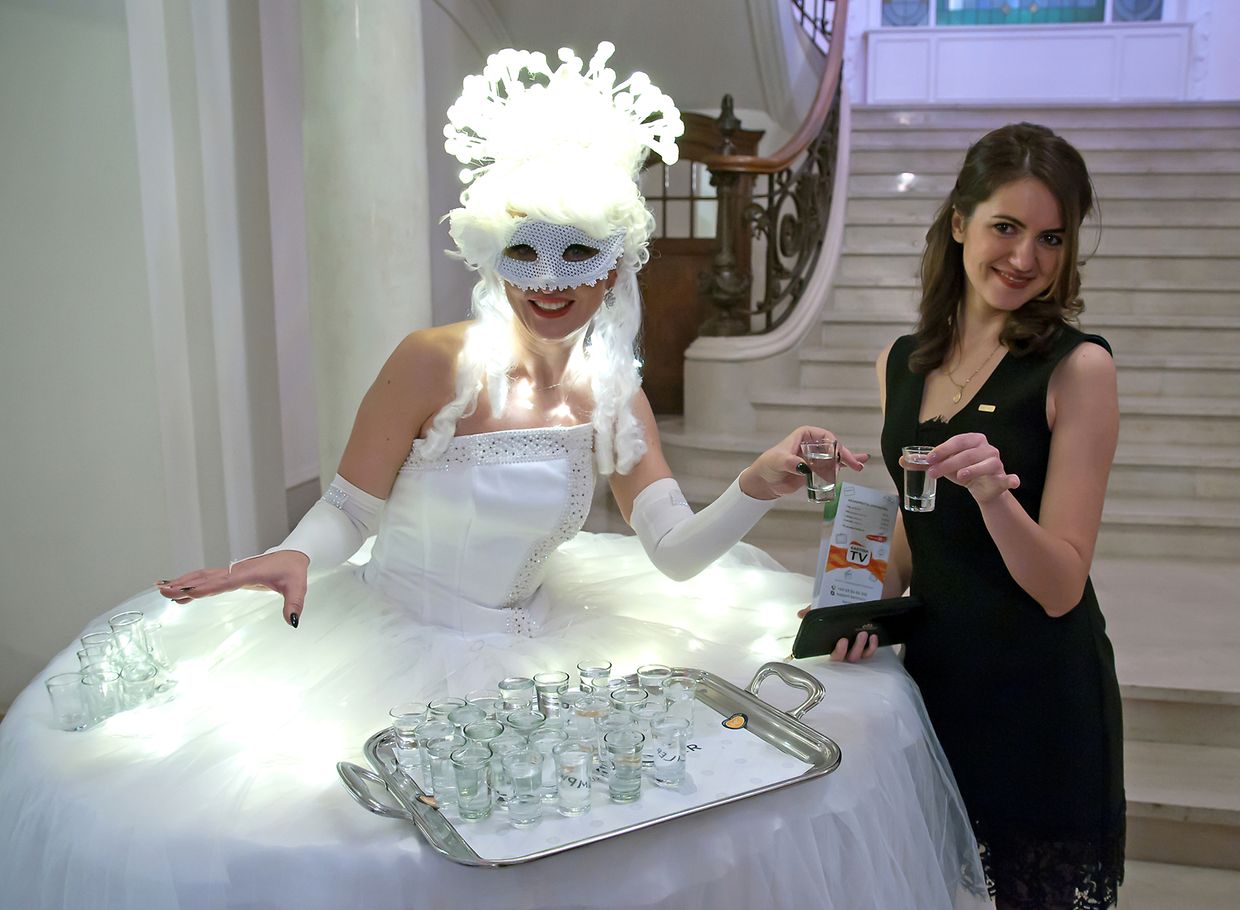  Ein jeder Gast wurde mit einem Glas Wodka begüßt.