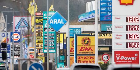 Government to extend fuel rebate for a month - Vimarsana News