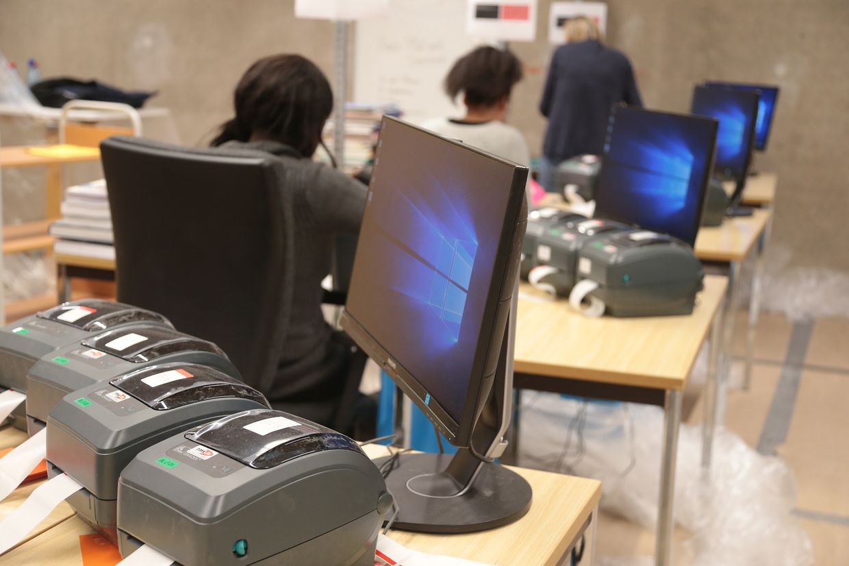 Nun sorgen die Chips auch dafür, dass bei der Ankunft in Kirchberg die richtige Buchsignatur ausgedruckt wird.