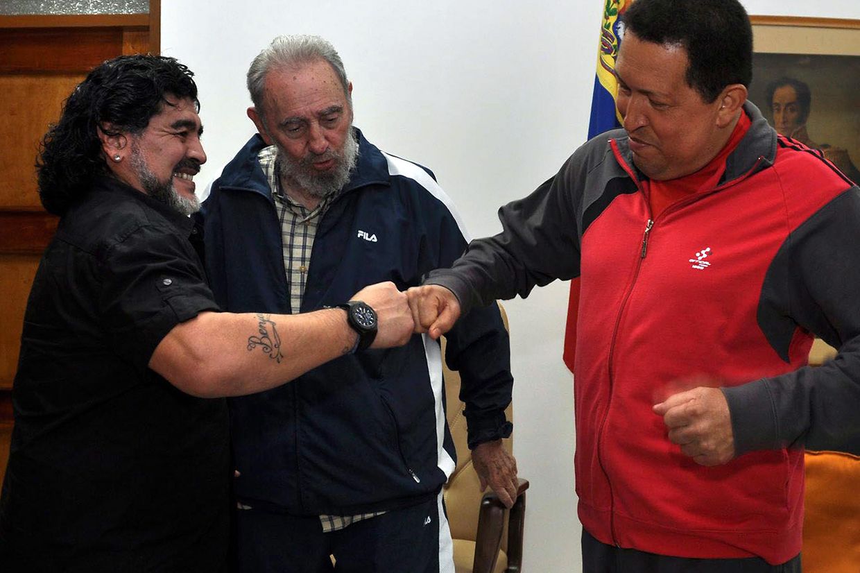 Génio e rebelde, dentro e fora dos relvados, Maradona não deixou ninguém indiferente. Estas são algumas das imagens que mostram as várias facetas do astro argentino