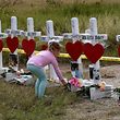 Ein schwer erträgliches Bild: Trauer um 26 Opfer des Massakers von Sutherland Springs. 