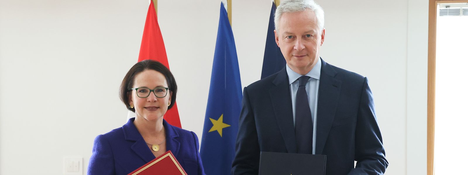Finanzministerin Yuriko Backes (DP) und ihr französischer Amtskollege Bruno Le Maire haben eine Ergänzung zum bilateralen Steuerabkommen unterschrieben.