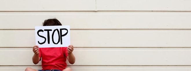 Gewalt gegen Kinder findet meist in deren näheren Umfeld und im Verborgenen statt. Deshalb wird das Phänomen extrem unterschätzt.