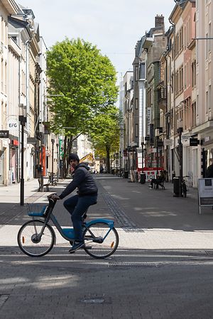 Die Geschäfte dürfen am Montag wieder öffnen. Demnach wird wohl auch in die Hauptstadt wieder mehr Leben einkehren.