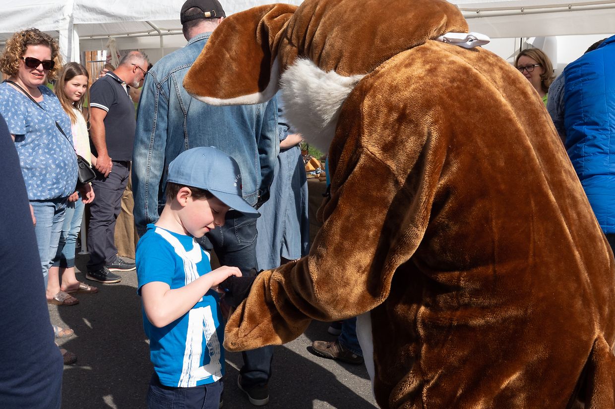 Sogar der Osterhase war zu Gast bei den Émaischen in Nospelt. 