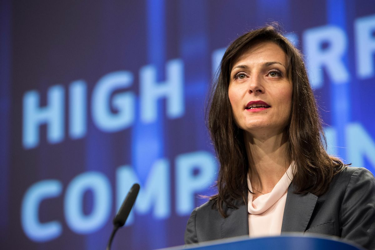 La Commissaire Mariya Gabriel annonce le programme de financement.