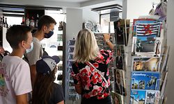online.fr, Touristen, Souvenirladen, Kauf geht laut Geschäftsleuten stark zurück wegen Corona, Foto: Anouk Antony/Luxemburger Wort