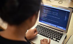 Le home-office ne peut être imposé, il doit se faire en accord entre salarié et employeur.