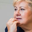 Premierministerin Solberg kann weiter regieren.