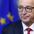O presidente do executivo europeu pensa que "os europeus já não gostam da Europa". "A UE nasceu da vontade dos povos, mas converteu-se num projecto da elite, o que explica o abismo entre as opiniões públicas e a acção política", considera Juncker