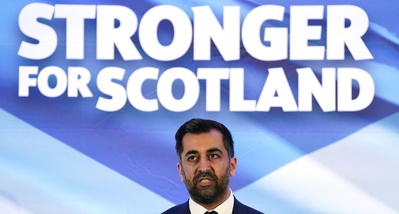 dpatopbilder - 27.03.2023, Großbritannien, Edinburgh: Humza Yousaf spricht im Murrayfield-Stadion in Edinburgh, nachdem bekannt gegeben wurde, dass er der neue Vorsitzende der Scottish National Party (SNP) ist und der nächste Erste Minister von Schottland werden wird. Foto: Andrew Milligan/PA Wire/dpa +++ dpa-Bildfunk +++