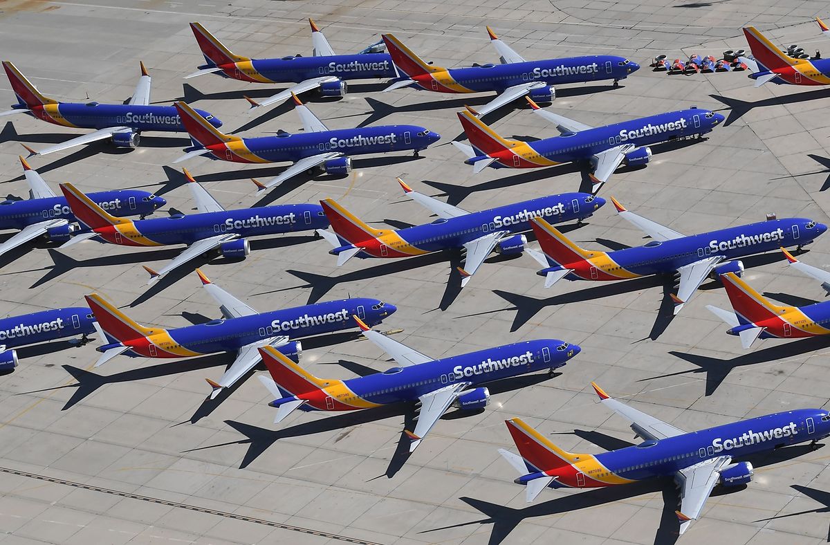 Derzeit stehen weltweit alle Boeing 737 Max 8 am Boden. Hier eine Aufnahme von Southwest-Fliegern in Kalifornien.