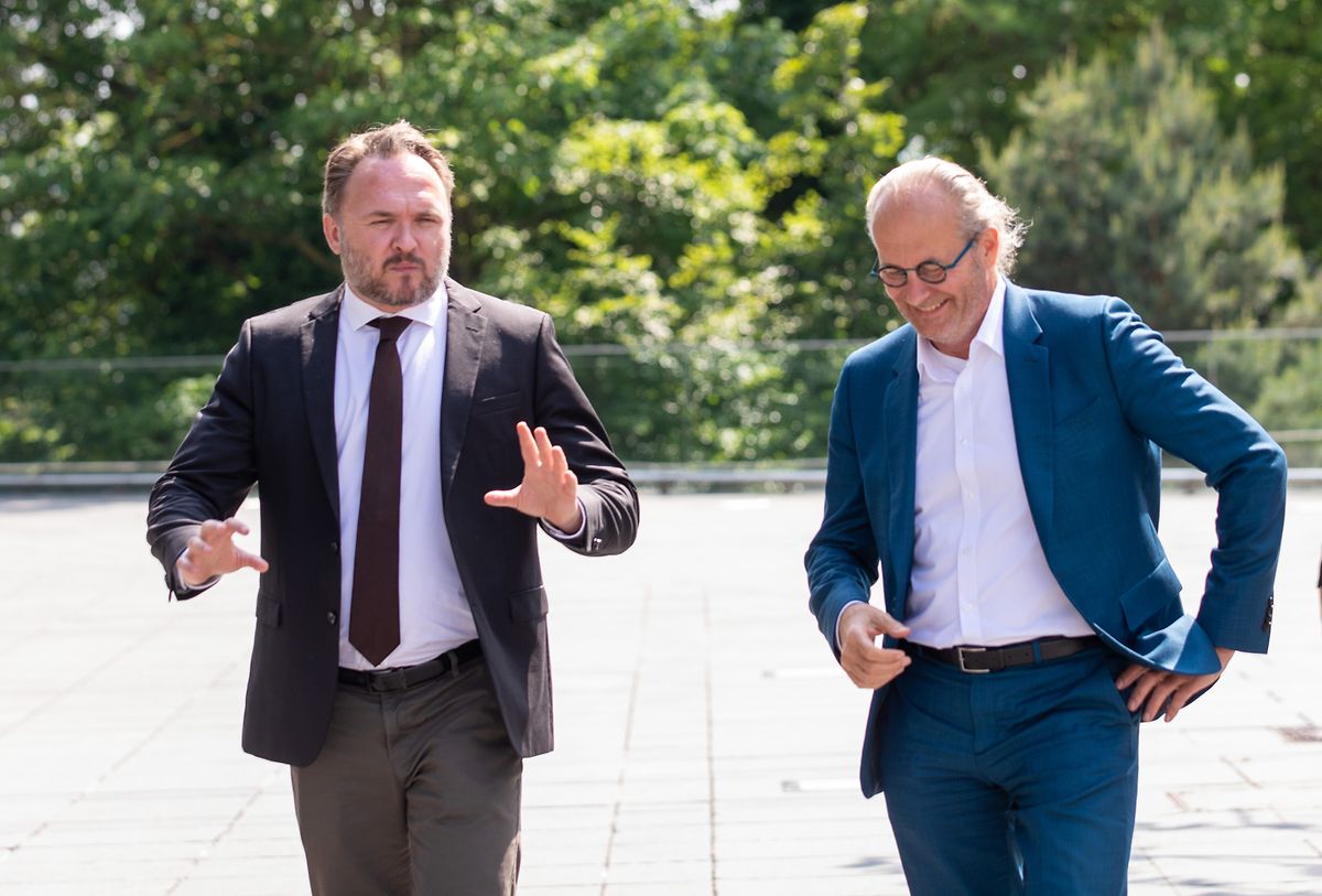 Beide Energieminister Dan Jörgensen und Claude Turmes (v.l.) wollen an einem Strang ziehen und unterzeichneten am Donnerstag dazu eine unverbindliche Vereinbarung.
