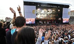 A picture taken on July 15, 2011 shows spectators during the 27th edition of the Francofolies de La Rochelle music festival in La Rochelle, western France. AFP PHOTO / XAVIER LEOTY
