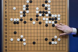 Le jeu de go, un jeu de stratégie.