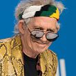 ARCHIV - 17.09.2015, Kanada, Toronto: Musiker Keith Richards stellt den Film "Keith Richards - Under The Influence" auf dem Filmfestival in Toronto (TIFF) vor. Am 18.12.2018 feiert Richards seinen 75. Geburtstag. (zu dpa "Inbegriff einer Rocklegende: Keith Richards wird 75" vom 12.12.2018) Foto: Warren Toda/EPA/dpa +++ dpa-Bildfunk +++