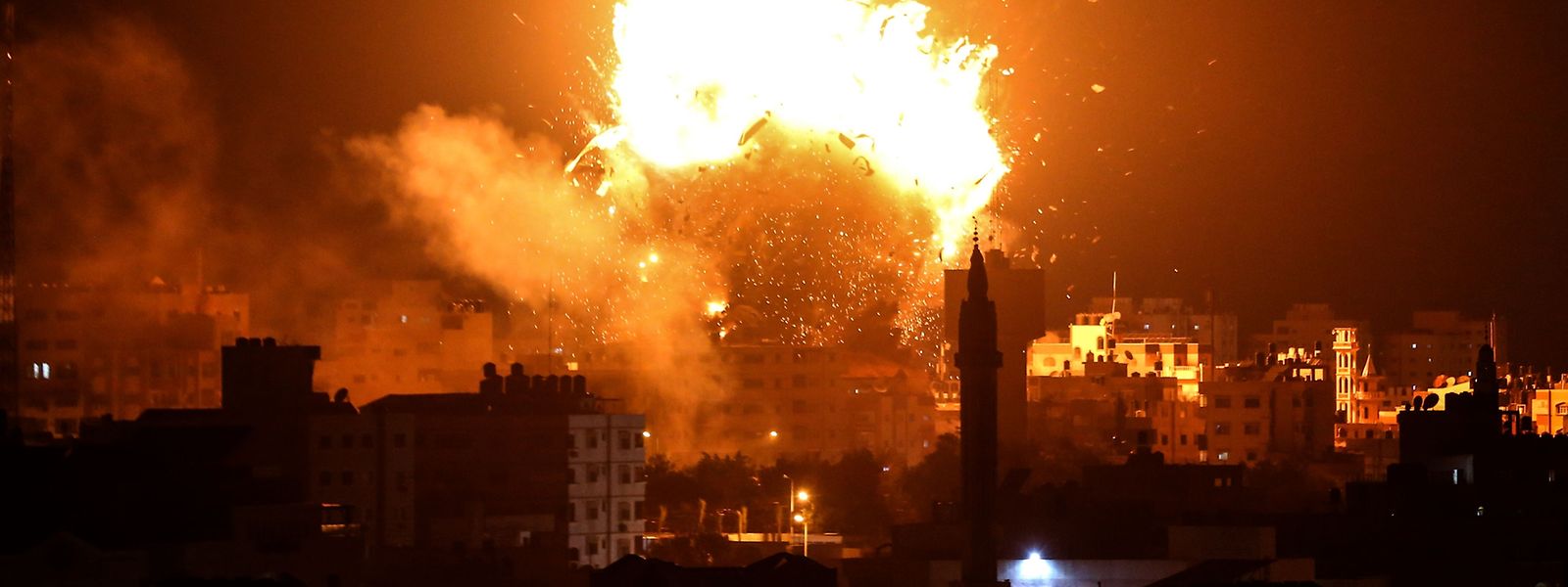 Die israelische Armee hat als Vergeltung Luftangriffe gegen die Hamas geführt.