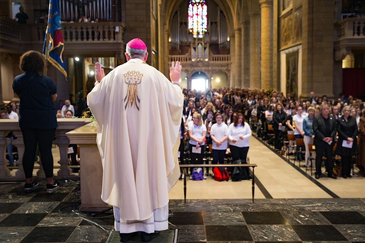 Messe für die Schule der Schwestern der christlichen Lehre St.Anne in Ettelbrück. 