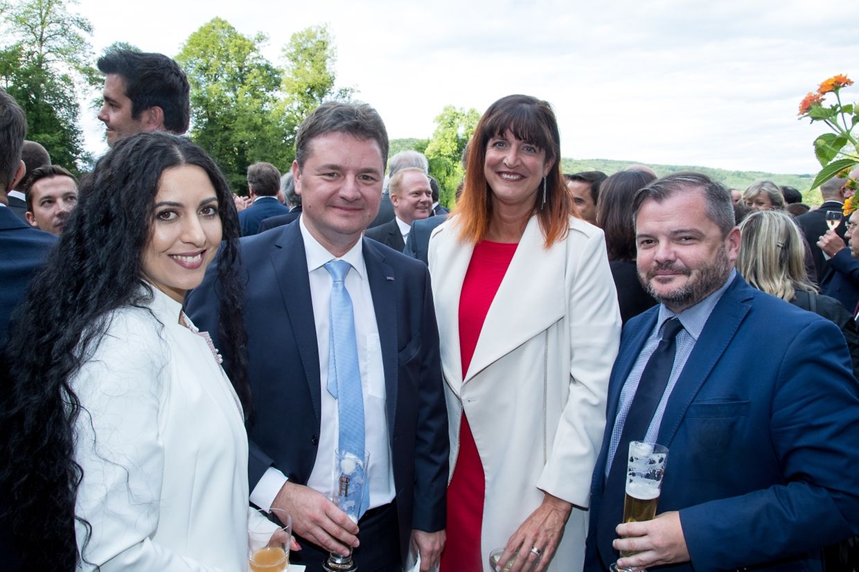 L'épouse de Frank Engel, Roy Grotz, Alexandra Oxaceley et Dan Cordello.