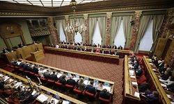 Les députés se sont choisis un nouveau secrétaire général