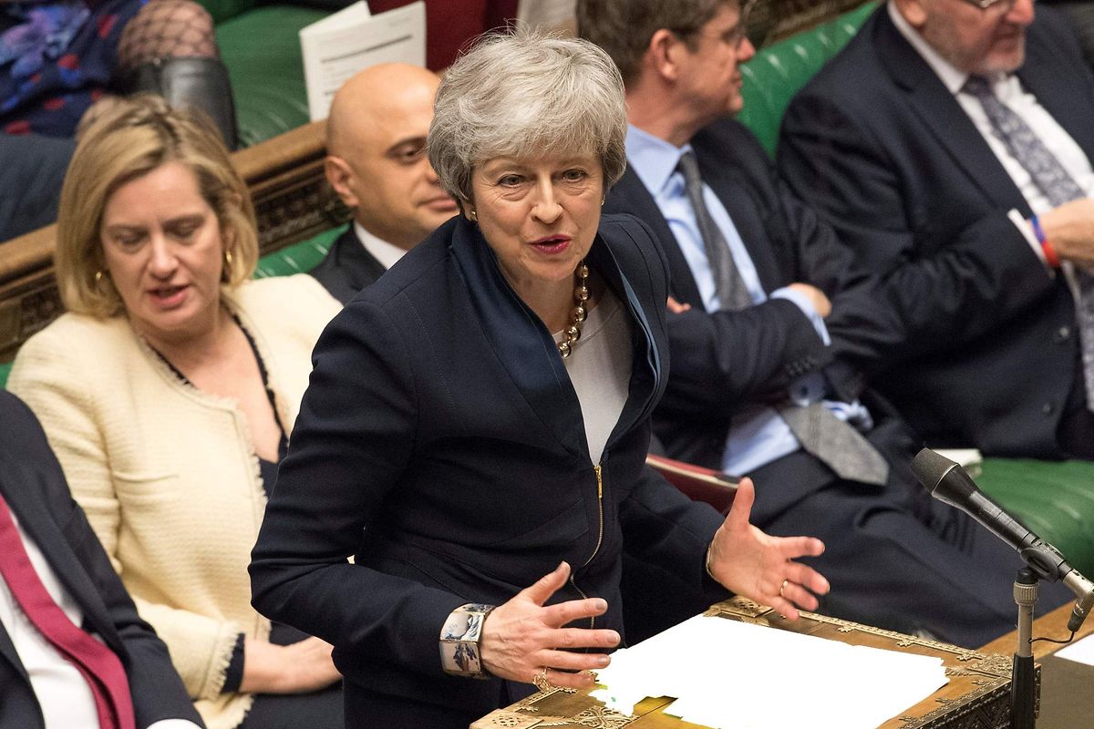 Die Regierung von Theresa May trifft Vorkehrungen für eine britische Teilnahme an der EU-Wahl im Mai.