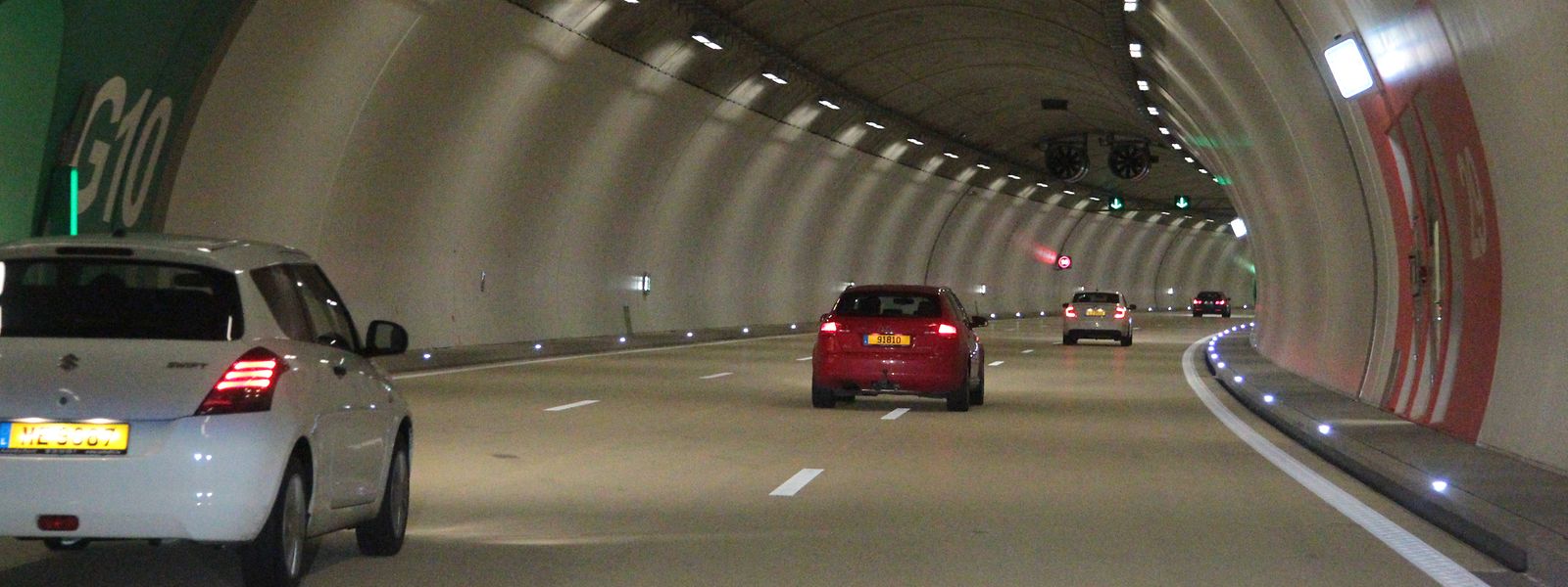 Dans le tunnel du Markusberg, la vitesse est à 90km/h pour les voitures et les deux-roues. 