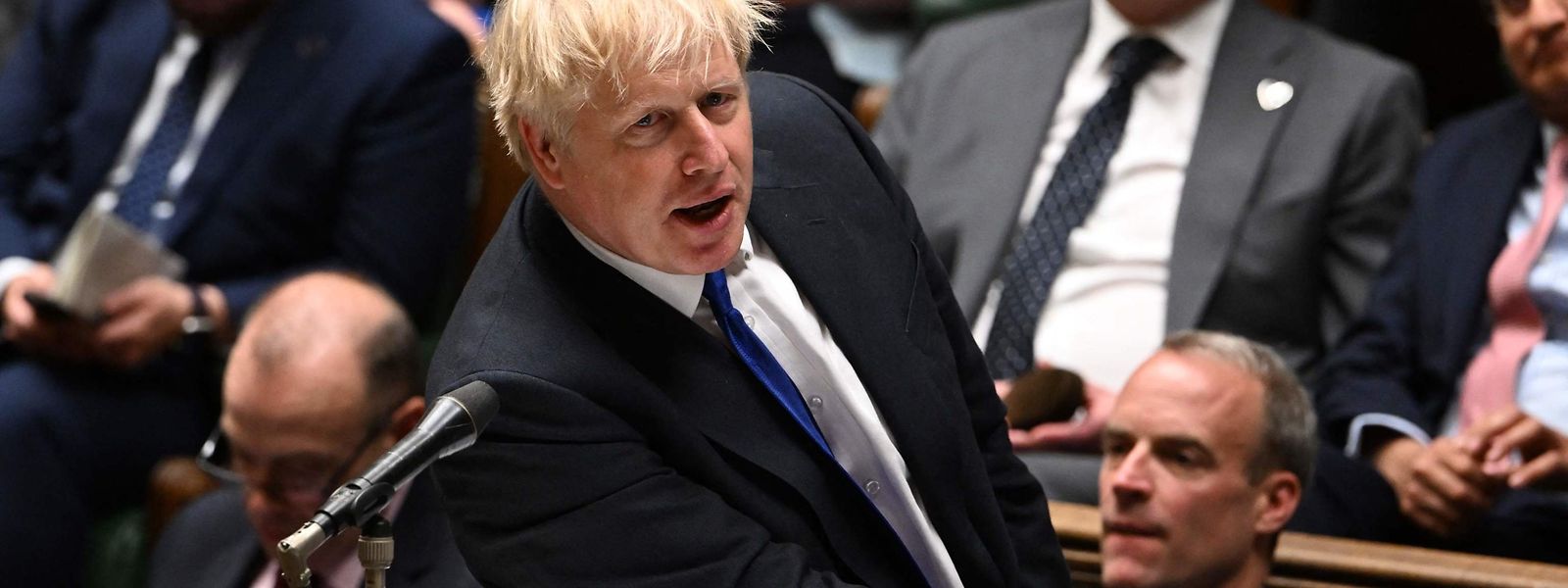 «Nous allons continuer avec le gouvernement de ce pays», a affirmé Boris Johnson ce mercredi après-midi face aux chefs des commissions parlementaires.