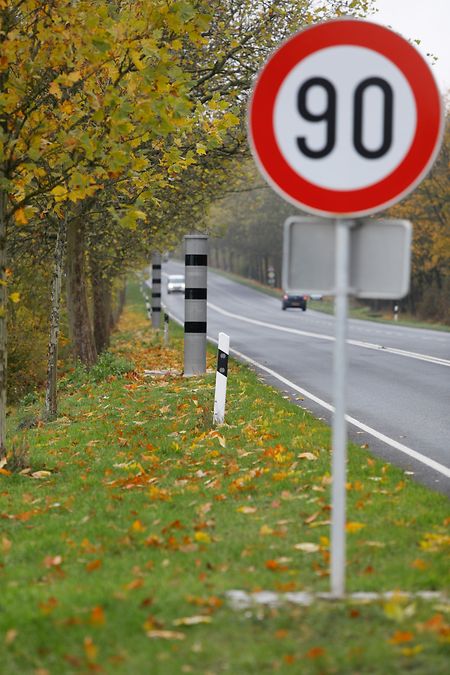 Radar columns to catch speeding drivers installed near Gonderange last year become active on Monday Photo: Anouk Antony