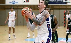Basketball Total League Meisterschaft 2019-20 der Maenner zwischen dem Basket Esch und dem T71 Dudelingen am 11.01.2020 Alex Rodenburg (14 BE)