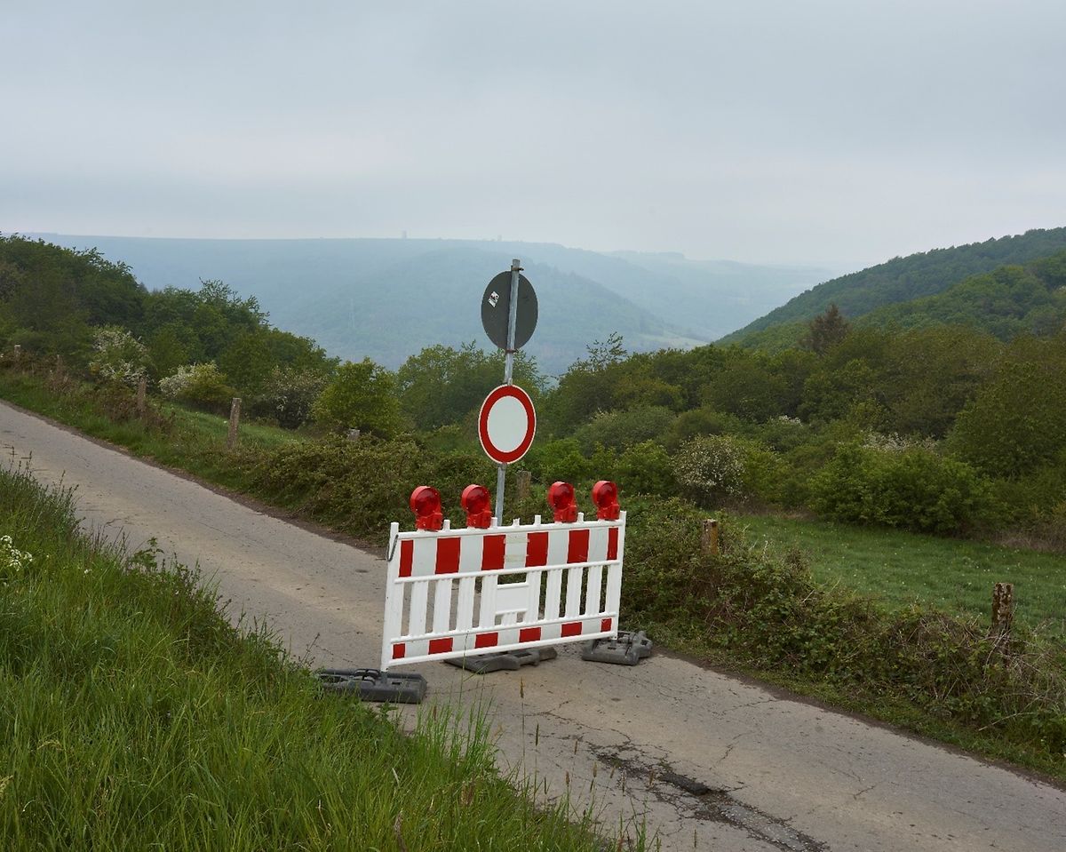A Germany-Luxembourg border blocked during the pandemic