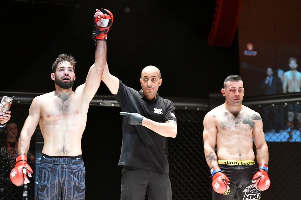 José Teixeira contre José Seral.