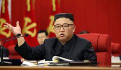 Kim Jong Un bei der Vollversammlung des Zentralkomitees am 15. Juni. (Wie bei allen Bildern der nordkoreanischen Staatsmedienagentur KCNA ist nicht sicher geklärt, ob diese Information zutrifft.)