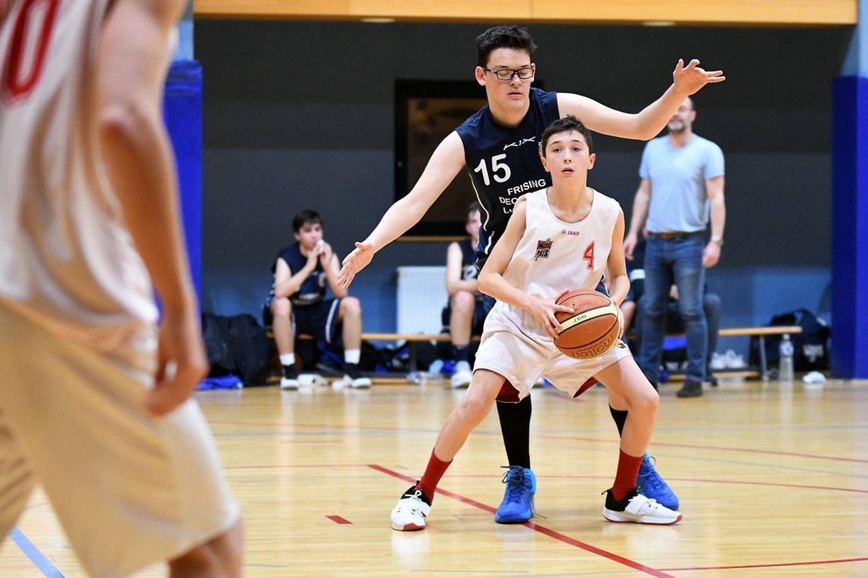 Scolaires: Musel Pikes - Contern 62-70 - Alexander Degen (Pikes) et Pol Franck.