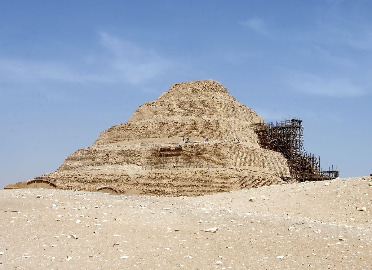 Die Stufenpyramide des altägyptischen Königs Djoser.