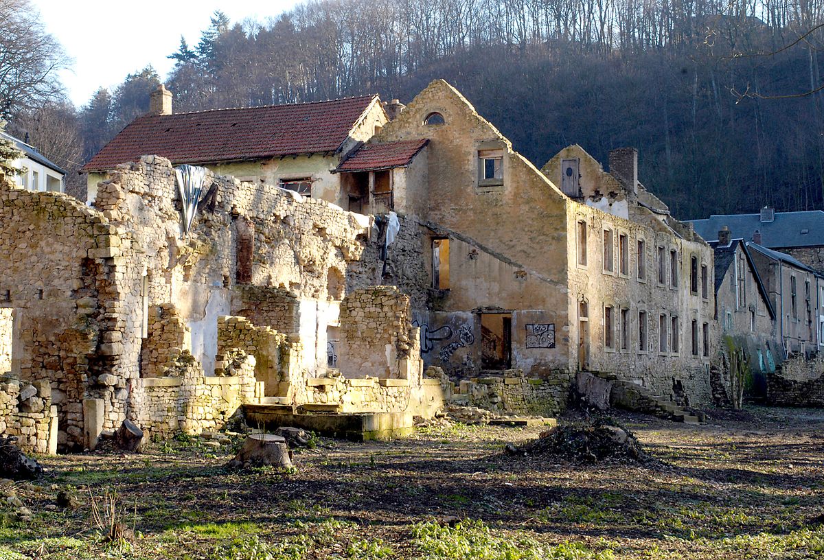 The ruins of Château de Mansfeld today Photo: Guy Jallay