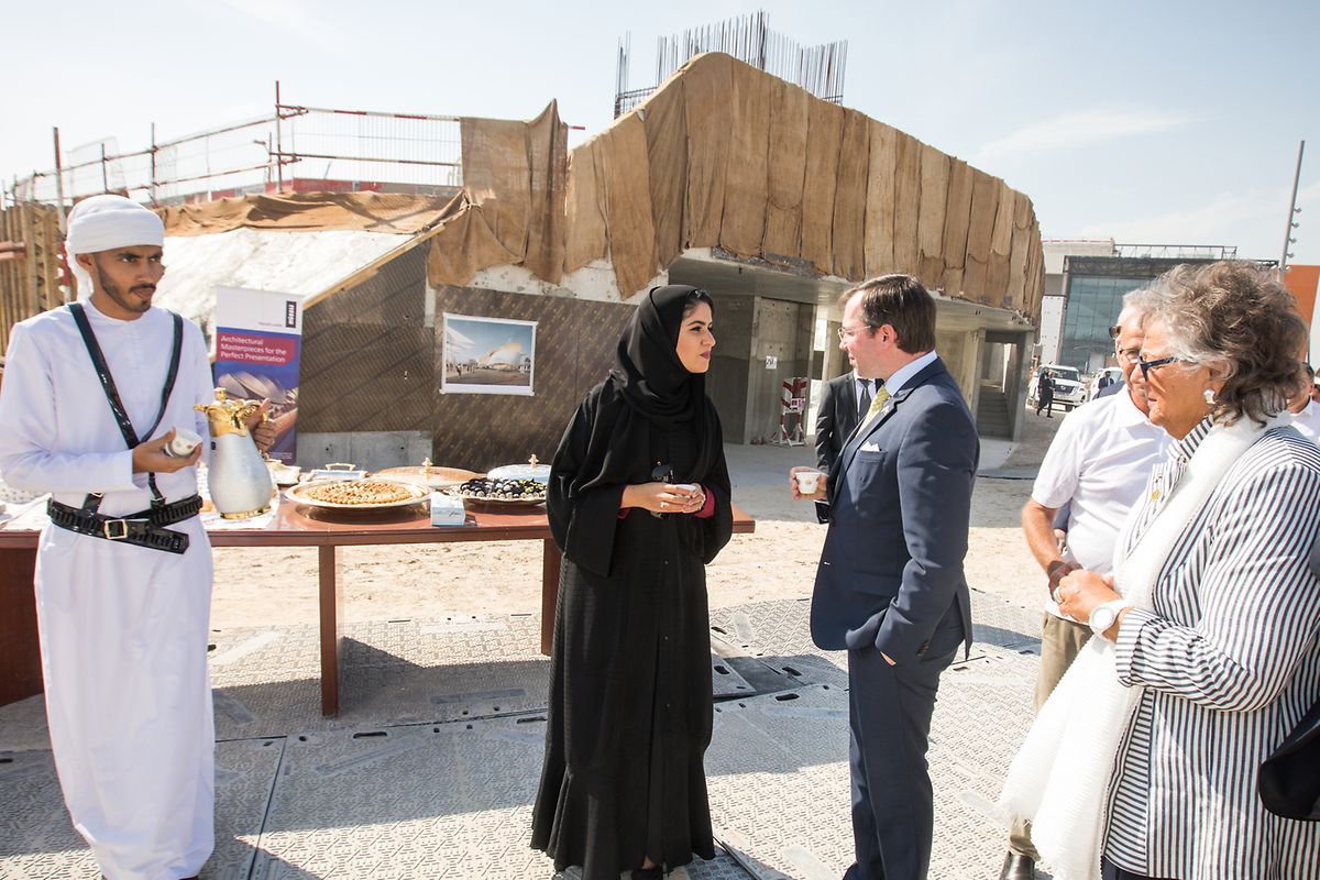 En janvier dernier, le Grand-Duc héritier accompagnait la commissaire de l'exposition lors d'une visite sur le site de l'Exposition universelle. 