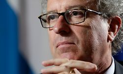 Gramegna: "Man kann andenken, ob die EU als Pionier vorangehen muss."